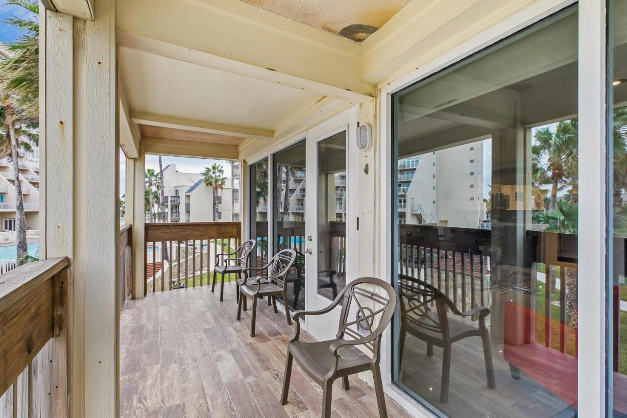 Newly Decorated Condo In Beautiful Beachfront Resort South Padre Island Exterior photo